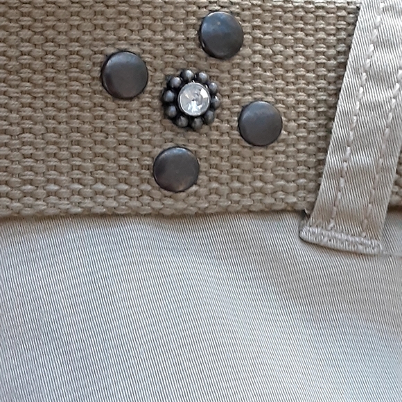 Khakis and CO 8 Petite Pant - Picture 8 of 8